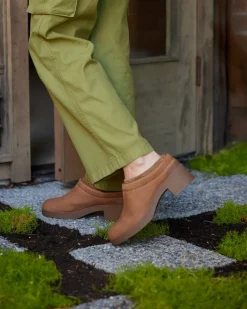 ABEO Capital Clog Metatarsal
