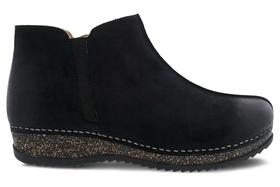 Dansko Makara