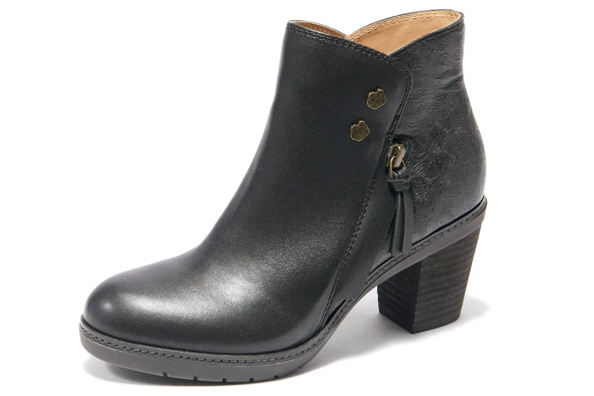 Halsa Footwear Rea
