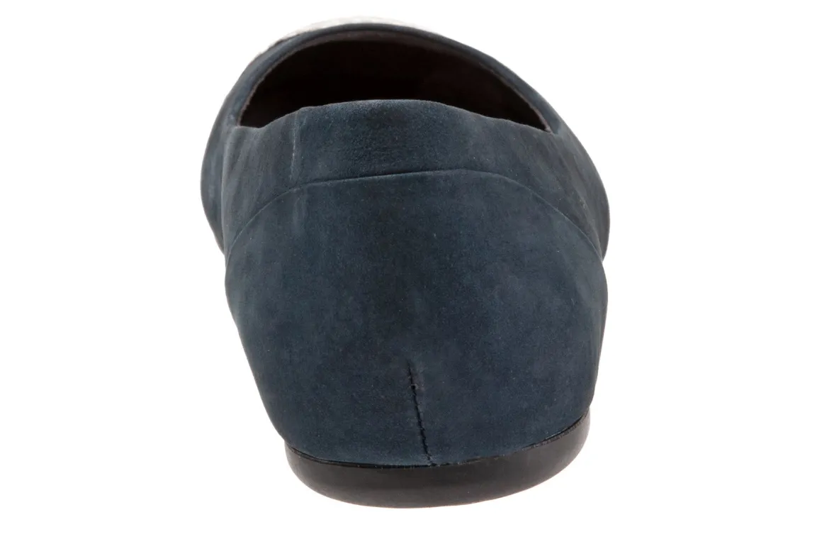 Softwalk Sonoma Cap Toe
